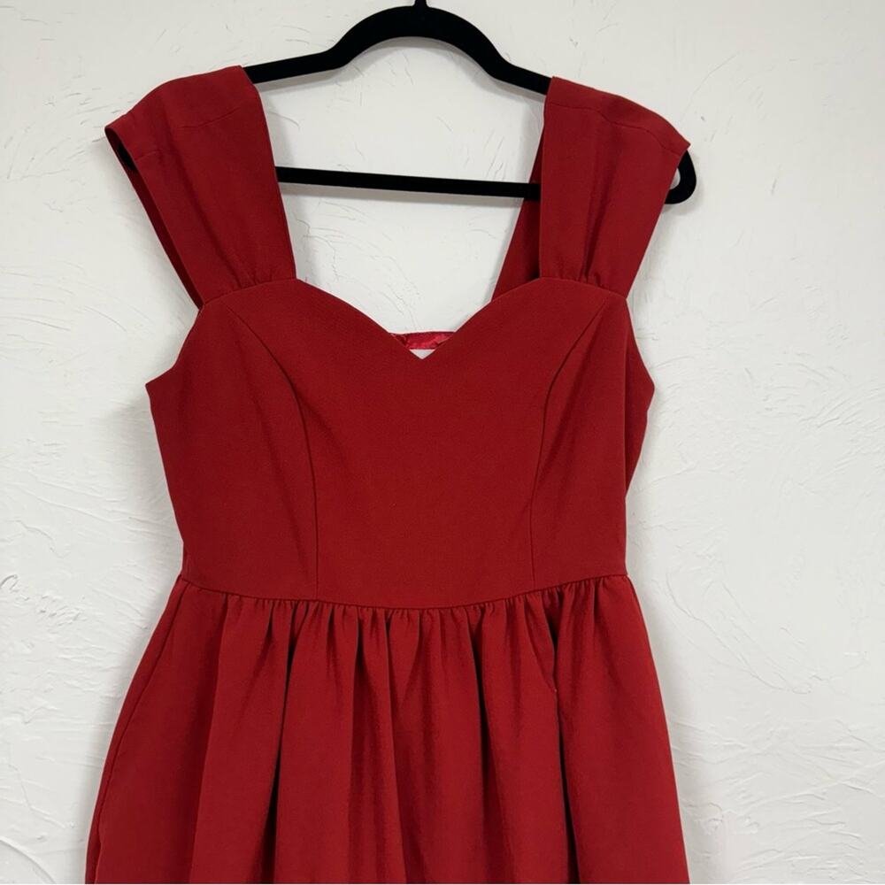 ModCloth Bea Dot Blockade Party Fit & Flare Dress Womens M Red Retro Sleeveless - Picture 3 of 15